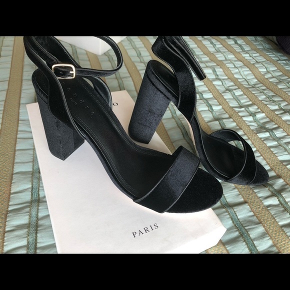 Black Sandro Women’s Adrianne Velvet Sandals - Picture 7 of 14